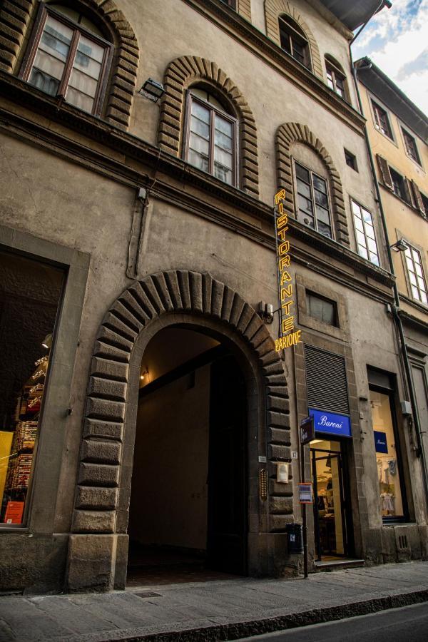Apartmán Studio In Tornabuoni Within A Renaissance Building Florencie Exteriér fotografie