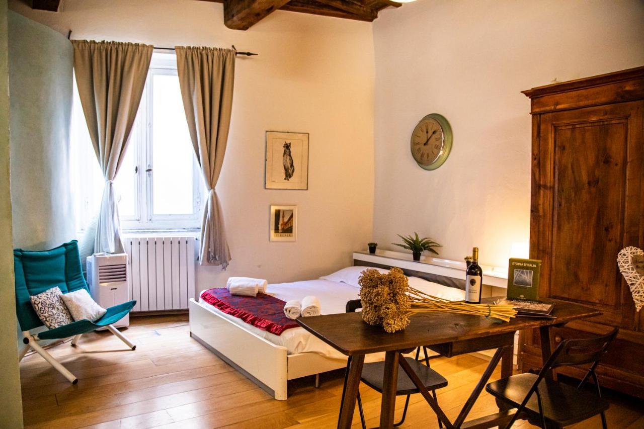 Apartmán Studio In Tornabuoni Within A Renaissance Building Florencie Exteriér fotografie